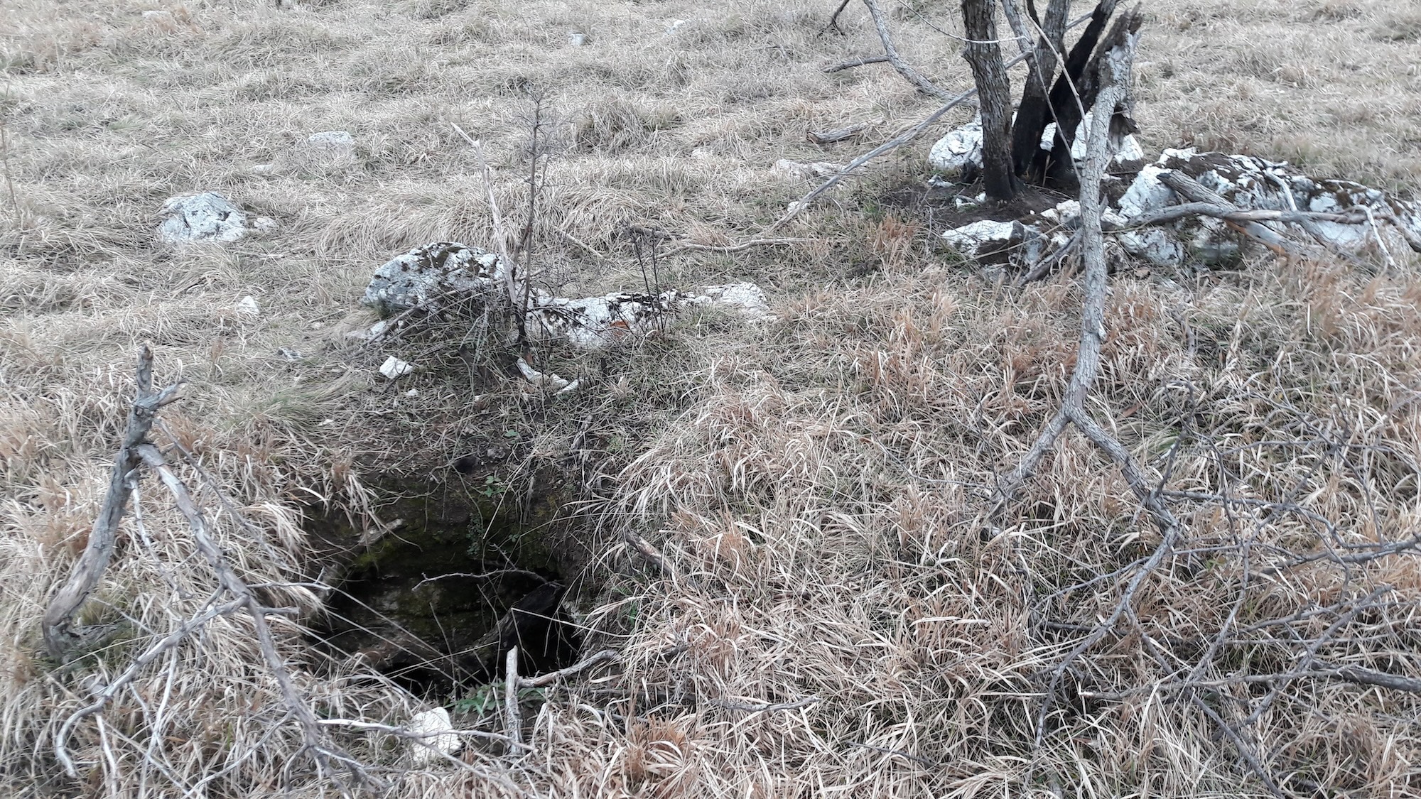 Avenul din Culme (Avenul Mic) - Image 1